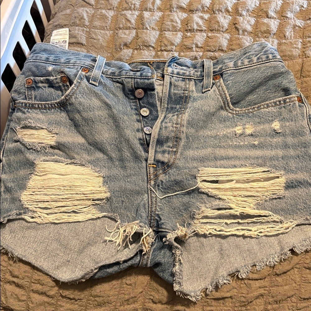 Levi’s 501 High Rise Distressed Shorts W28 Vintage Wash Frayed Hem (0899)